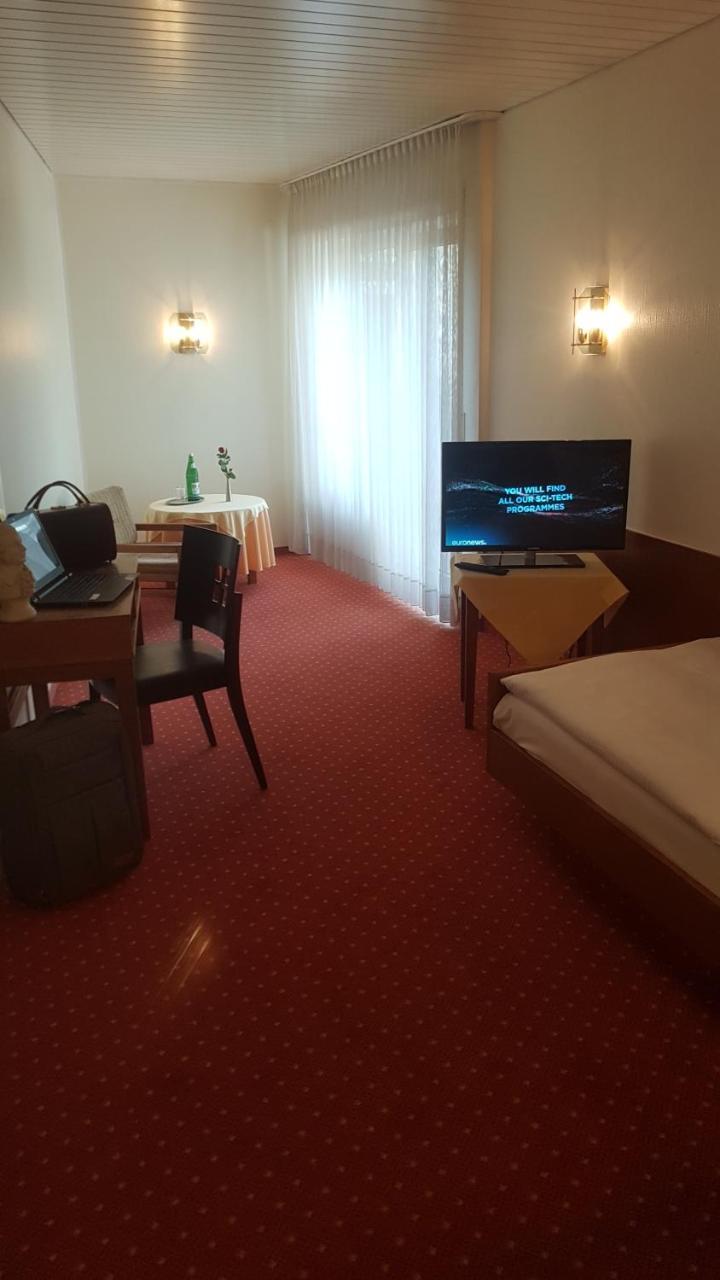 Hotel Restaurant Rothkopf Euskirchen Dış mekan fotoğraf